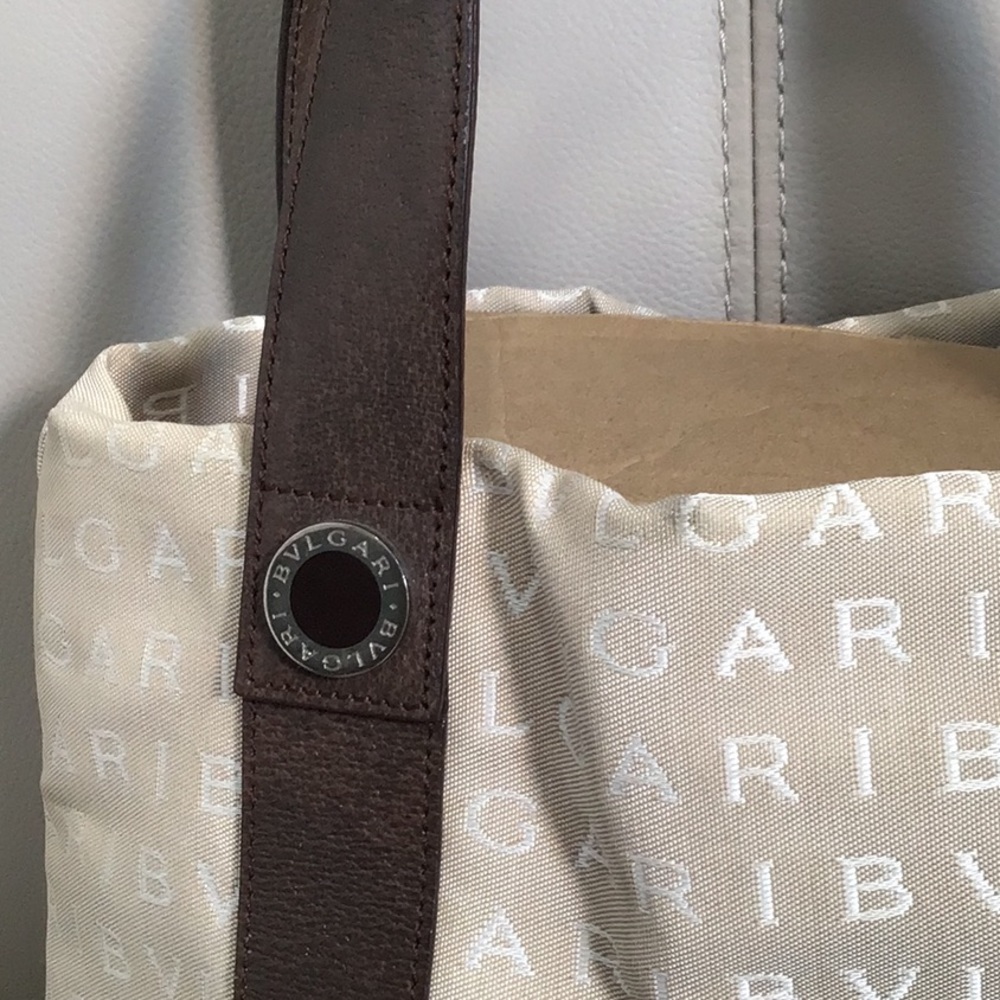 EUC.  BVLGARI Medium Tote Bag in Cream - Picture 3 of 14